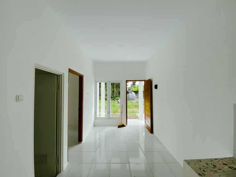 rumah modern di kalasan cuma 350 juta all in