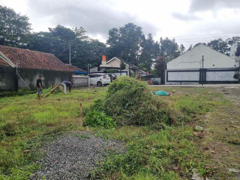 rumah modern minimalis di jakal km 10 dekat ugm