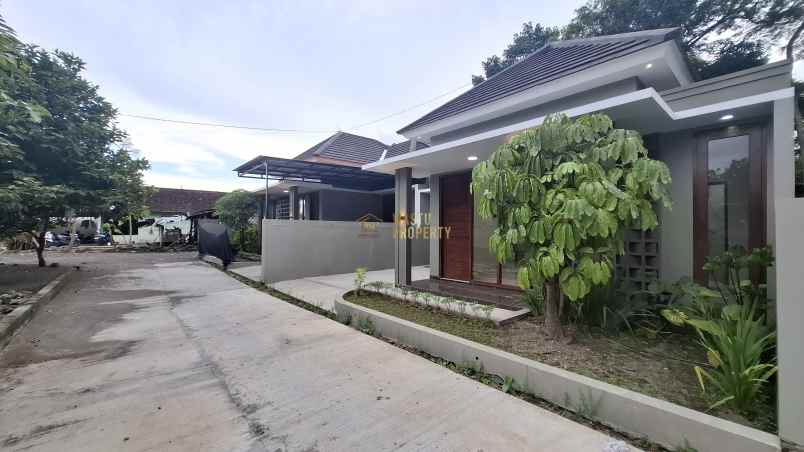 rumah murah modern di kalasan dekat kampus 2 unriyo