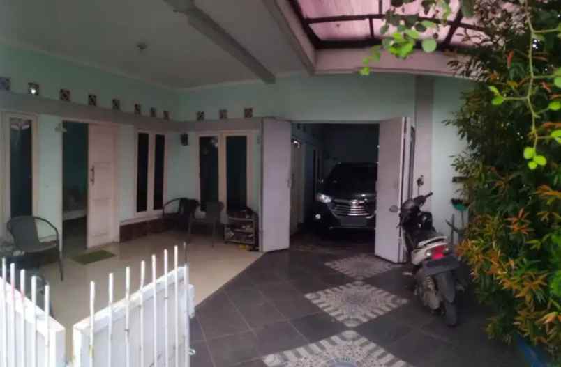 rumah panembakan padasuka 10 menit rs dustira