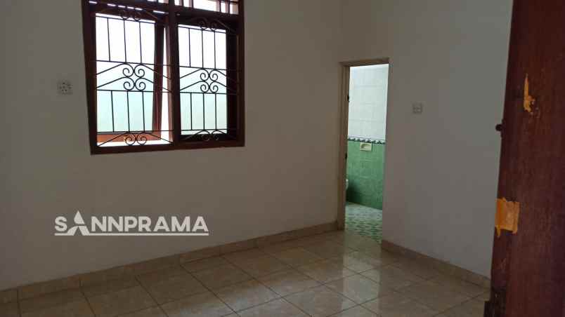 rumah rangkapan jaya