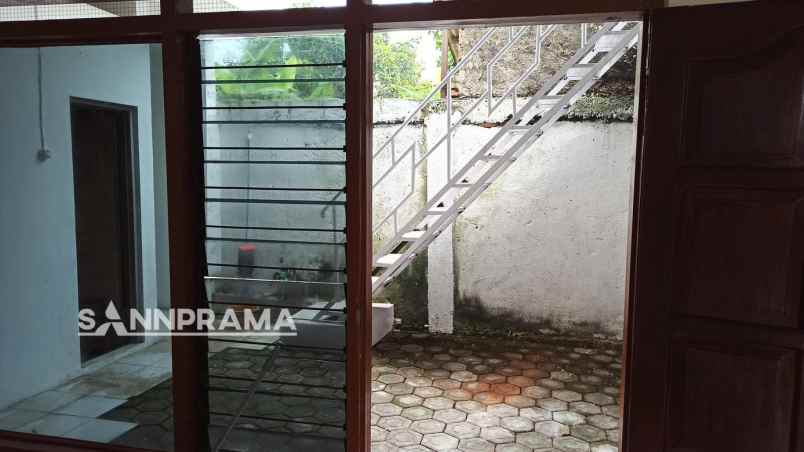 rumah rangkapan jaya