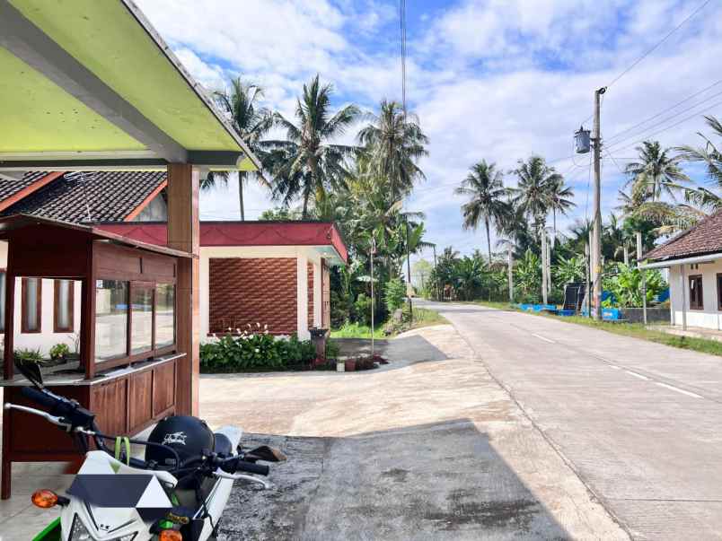 rumah ruko 400m strategis tepi jl karangpandan