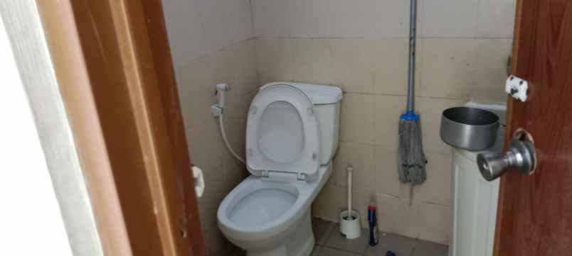 rumah sariwangi ling aman dan nyaman lok strategis shm