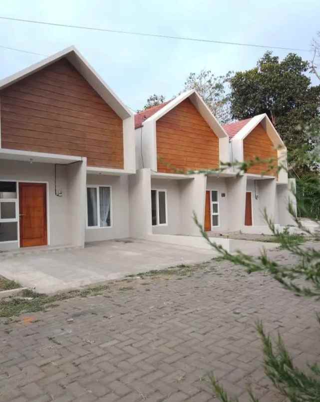 rumah scandinavian ready stock 335 juta di malang