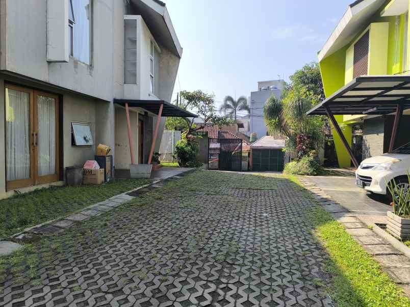 rumah second siap huni di cigadung dago bandung utara