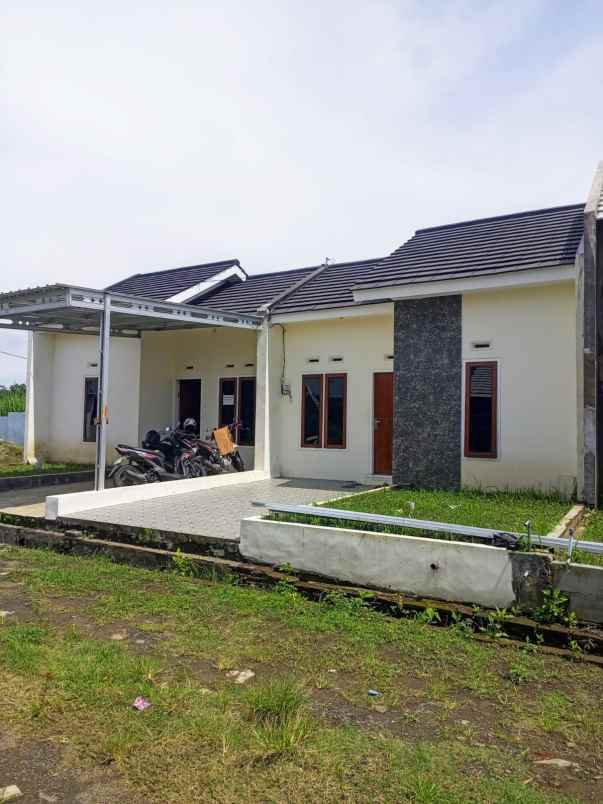 rumah siap huni 1 lantai di turen