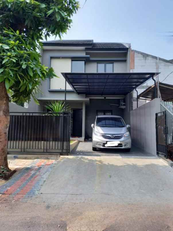 rumah siap huni dalam komplek besar mega cinere depok