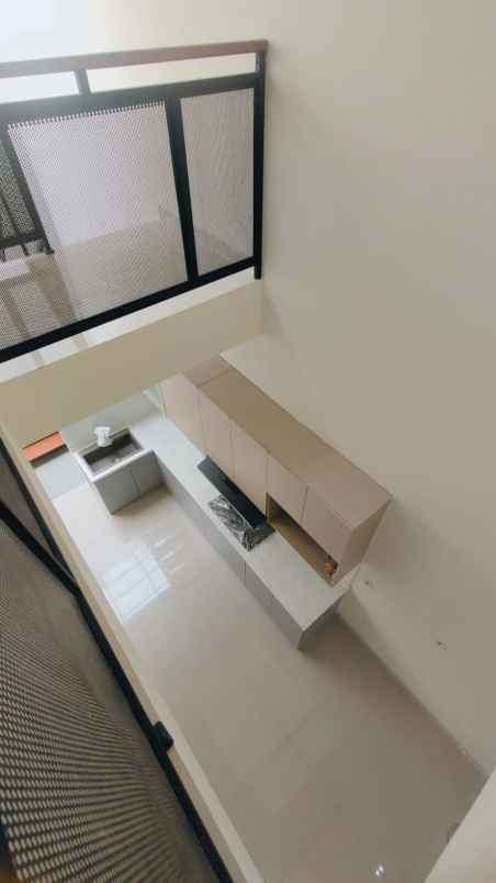 rumah siap huni dalam perumahan kencana loka bsd