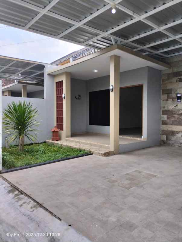 rumah siap huni dekat stadion maguwoharjo sleman