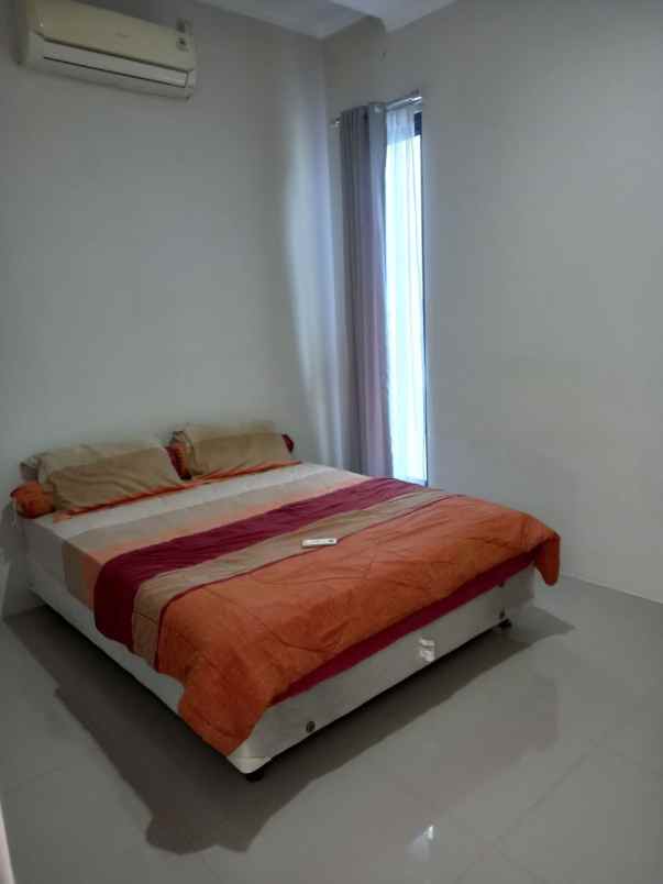 rumah siap huni di kencana loka bsd