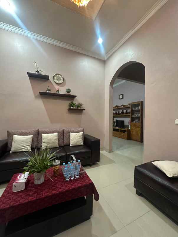 rumah siap huni nyaman dan sejuk di beji depok