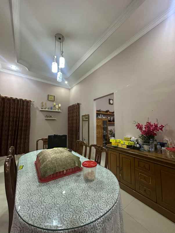 rumah siap huni nyaman dan sejuk di beji depok