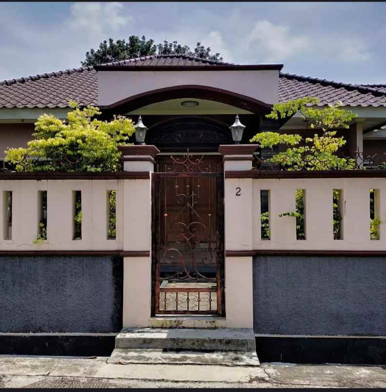 rumah siap huni nyaman dan sejuk di beji depok