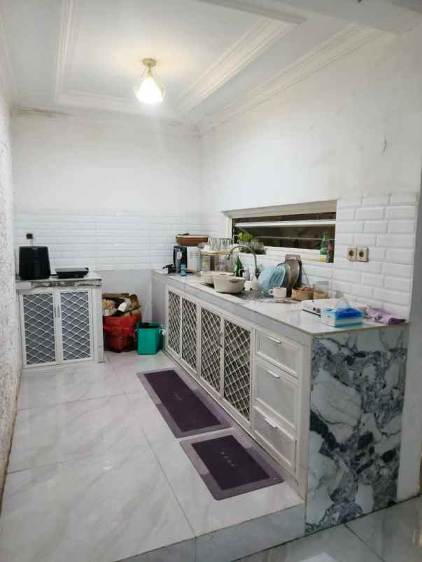 rumah tenang dan sejuk lokasi dekat sengkaling