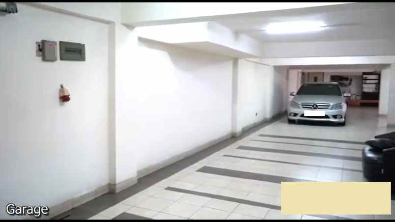 rumah villa artha gading