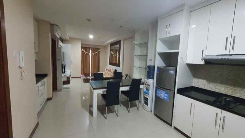 sewa condo furnished green bay pluit