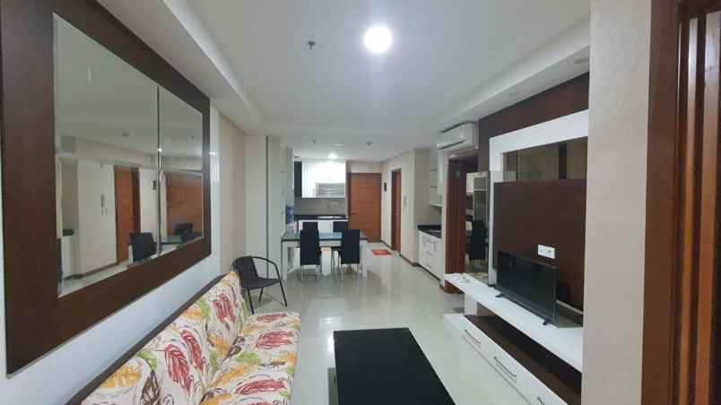 sewa condo furnished green bay pluit