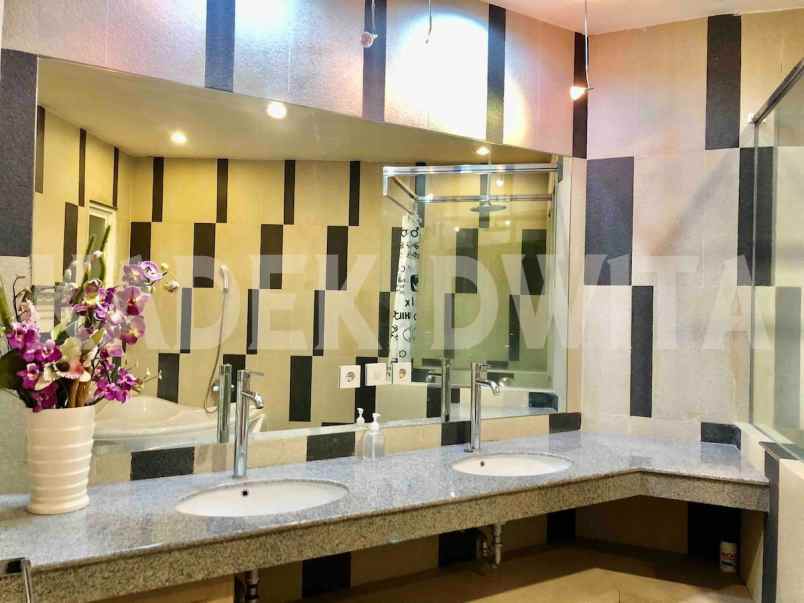 villa jalan sahadewa