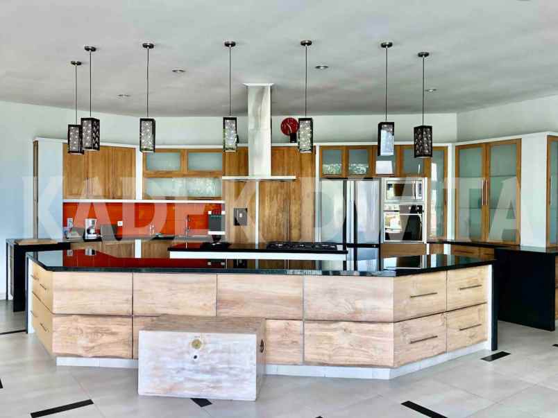 villa jalan sahadewa