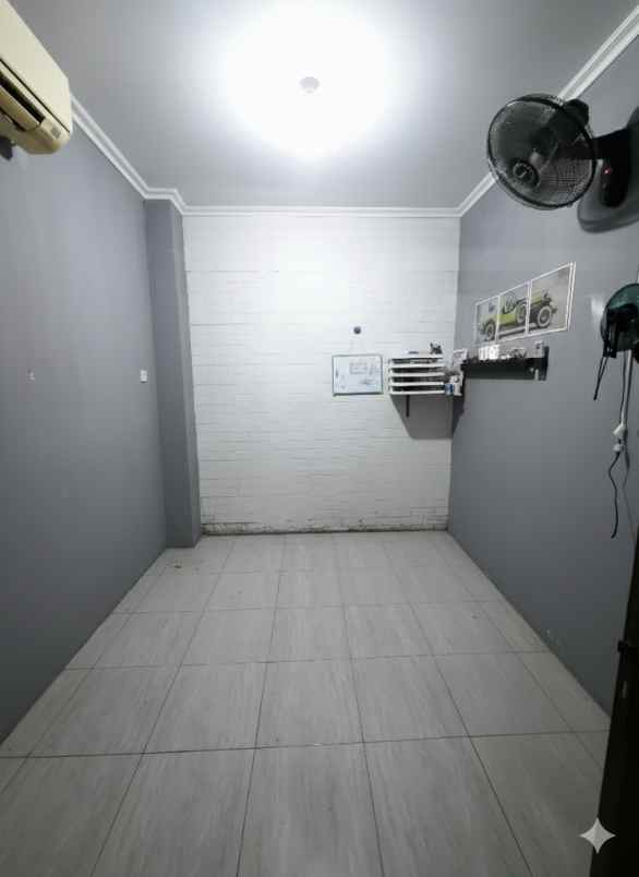 1 menit ke tol sawangan komplek bdn