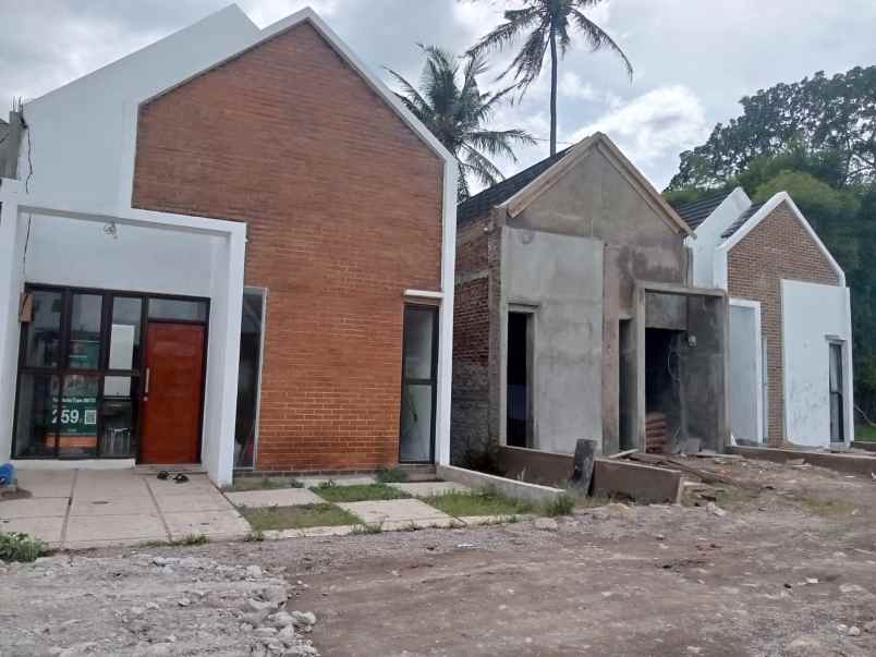 cukup 5 juta miliki rumah dekat alun alun ciparay