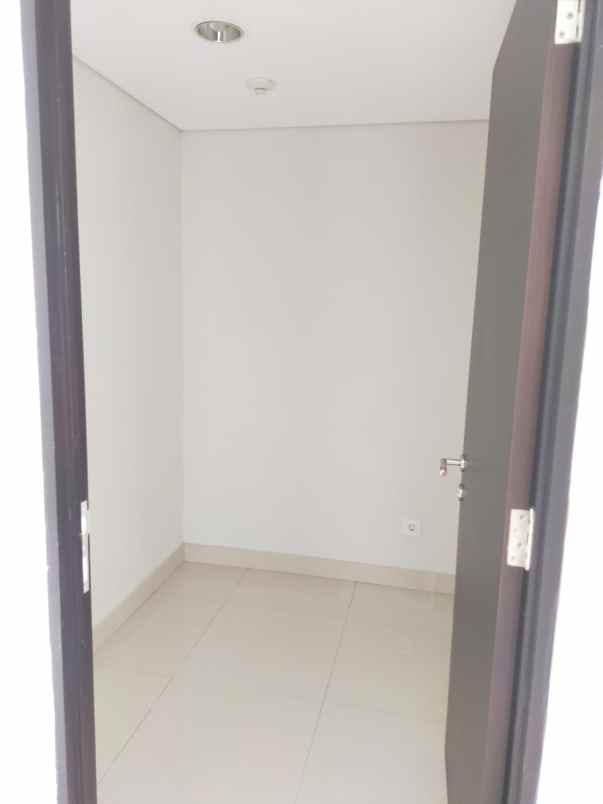 dijual apartemen cinere raya