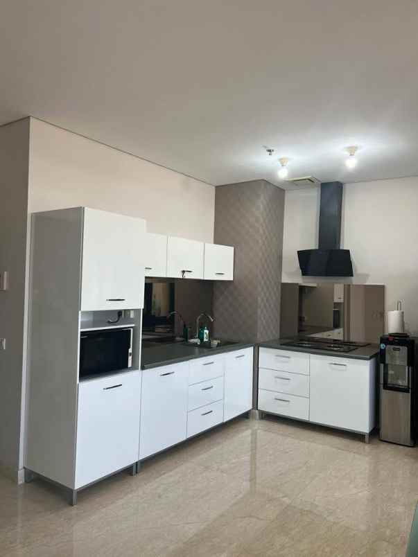 dijual apartemen ciputra world type voila