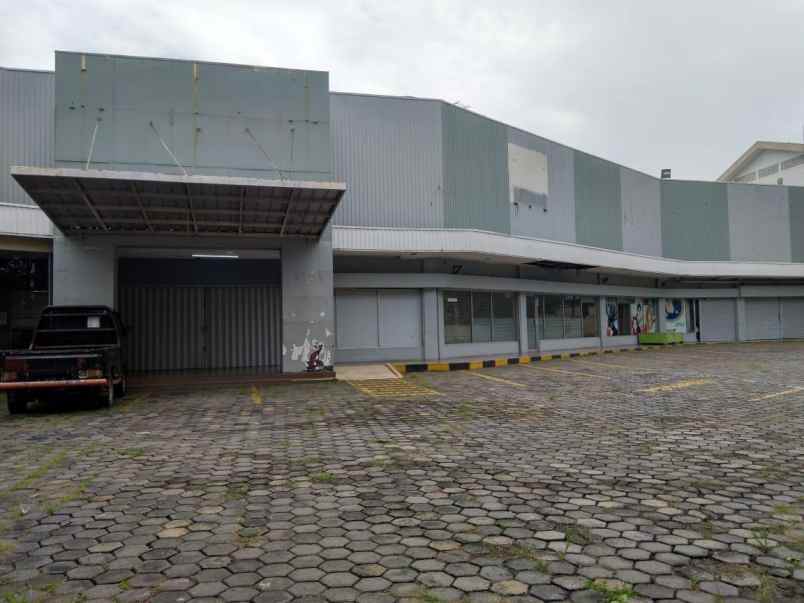 dijual cepat bangunan komersil mainroad kota bandung