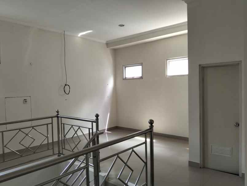 dijual cepat rumah nego