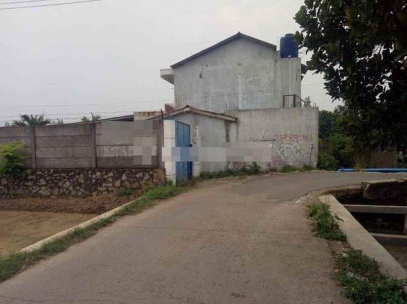 dijual gudang di desa cariu timur karawang luas shm