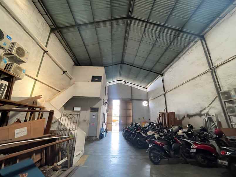 dijual gudang margomulyo permai surabaya