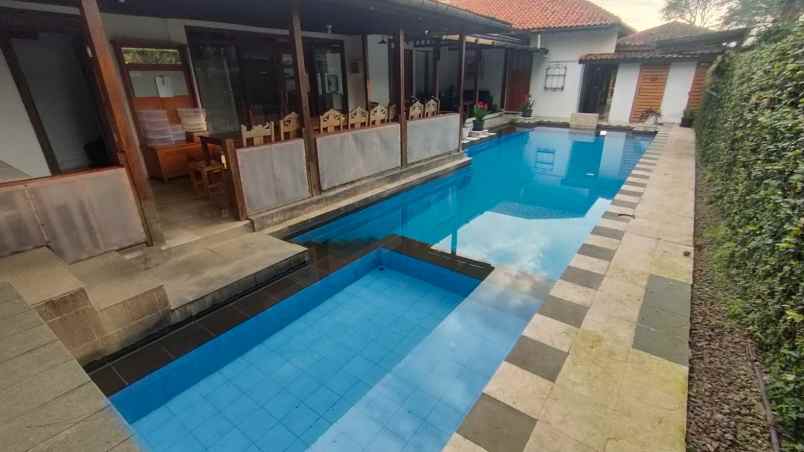 dijual hotel lembang