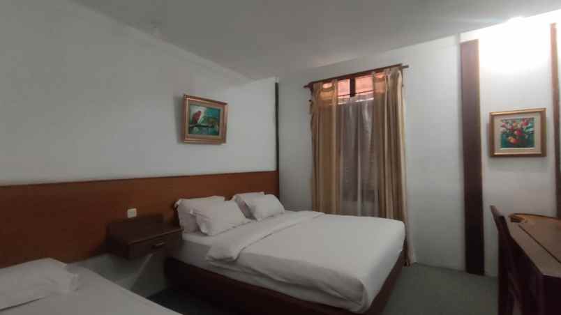 dijual hotel lembang