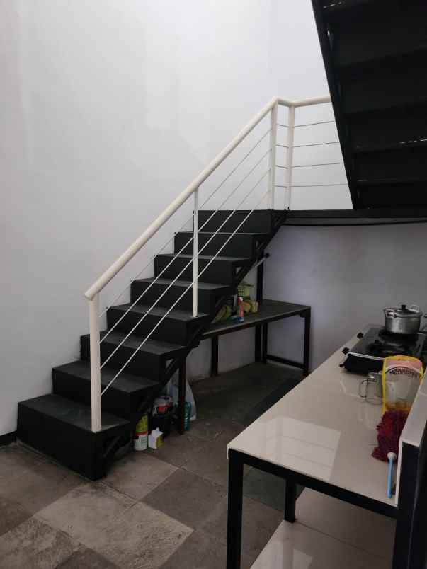 dijual kost bendungan palasari sukun