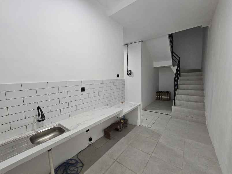 dijual kost candi gebang