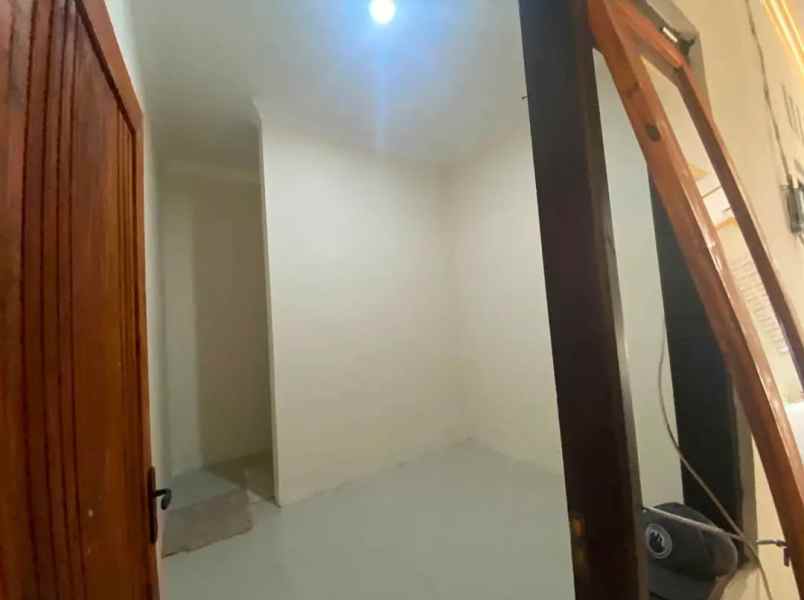 dijual kost gunungpati