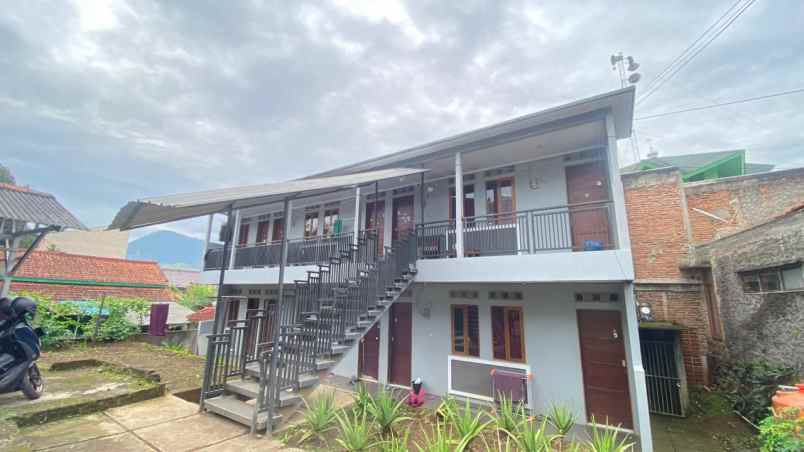 dijual kost jl cikuda