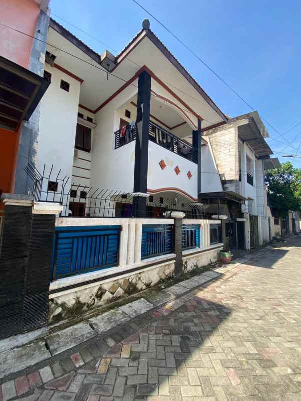 dijual kost jl mojo kec gubeng durabaya