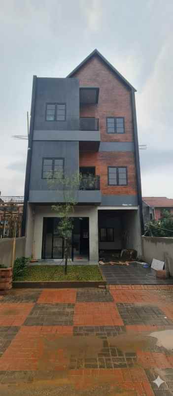 dijual kost kukusan kelurahan depok