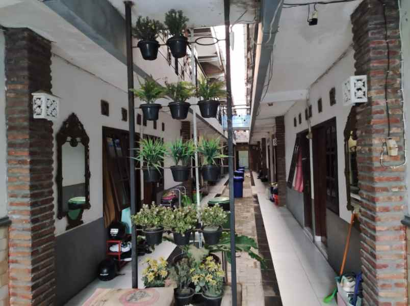 dijual kost maguwoharjo depok sleman