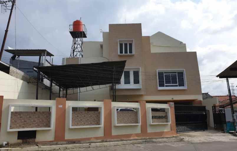dijual kost mulawarman