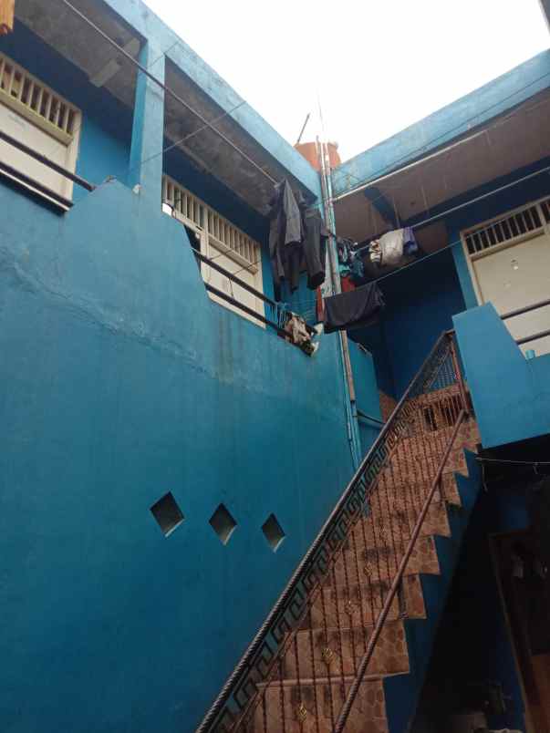 dijual murah kost 2 lantai di jakarta timur