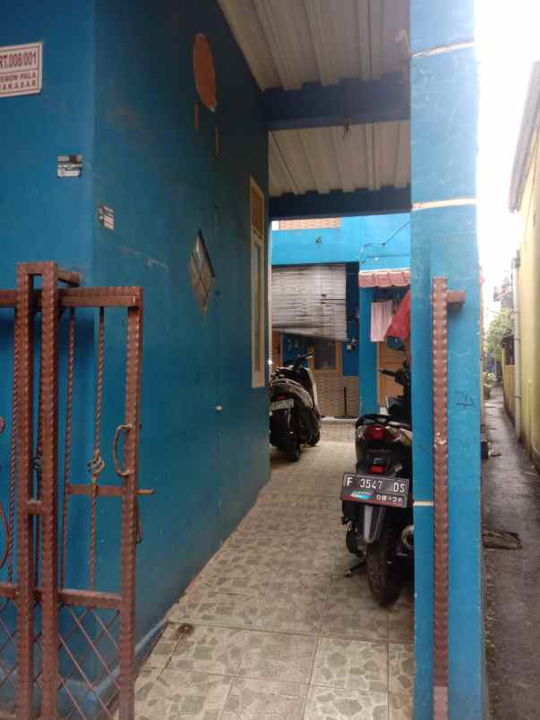 dijual murah kost 2 lantai di jakarta timur