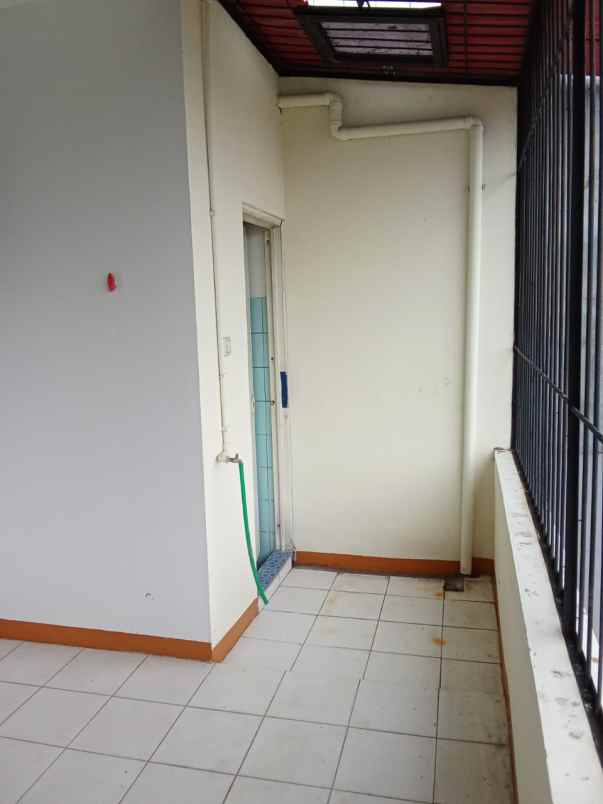 dijual ruko di jl kebayoran lama jakarta selatan