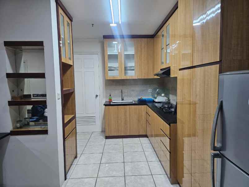 dijual ruko gudang kantor apt french walk moi kelapa