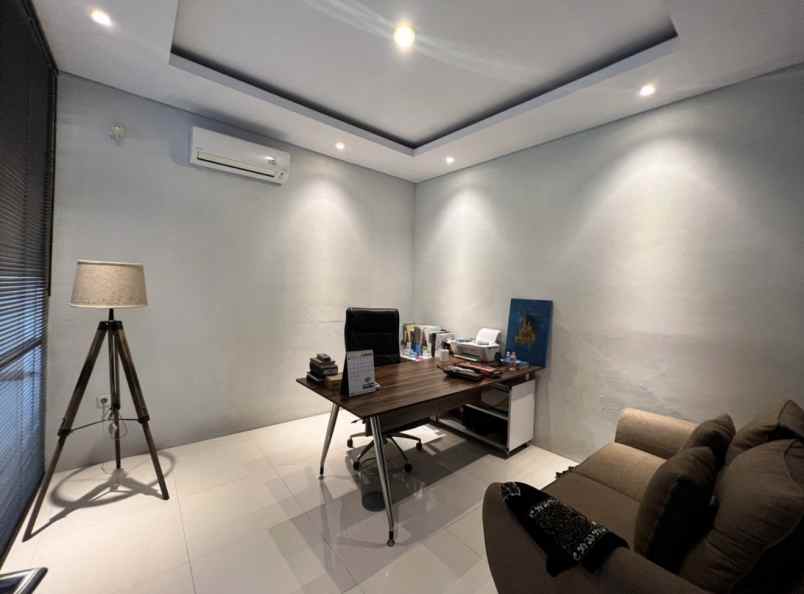 dijual ruko gudang kantor jalan kaliabang tengah