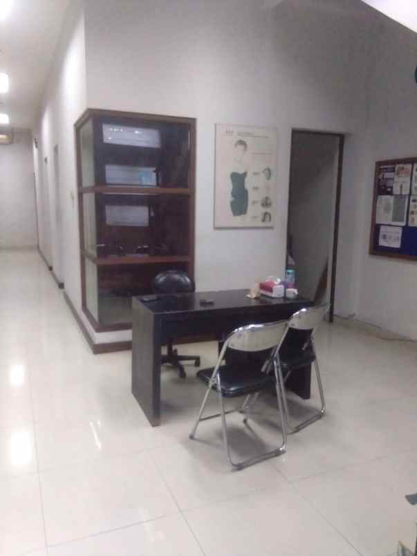 dijual ruko gudang kantor jalan puputan renon