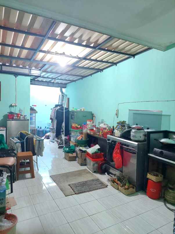 dijual ruko gudang kantor jalan raya aralia kota