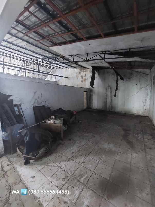 dijual ruko gudang kantor jalan raya salembaran